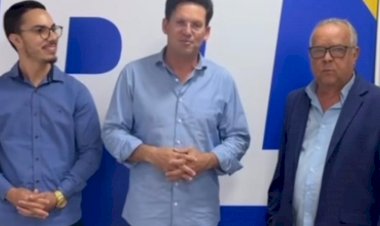 Ao lado de João Roma, ex-prefeito Zeni Dourado lança pré-candidatura a deputado estadual