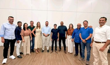 Afonso Mendonça, Ulisses Barbosa e vereadores declaram apoio à candidatura de ACM Neto