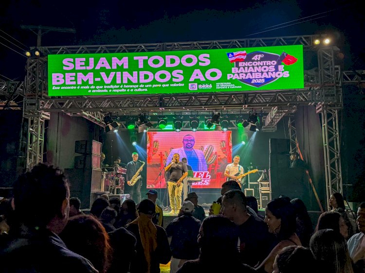 Segunda noite de Confraternização entre baianos e paraibanos lota Boa Vista de Ibititá