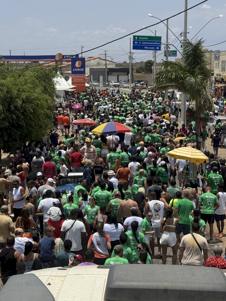 Ibititá comemora os 64 anos com corrida do cuscuz e revoada