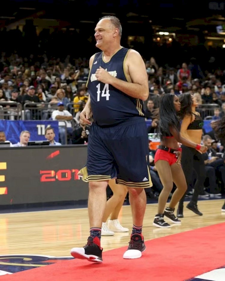 Oscar Schmidt, lenda do basquete nacional, morre em São Paulo aos 68 anos